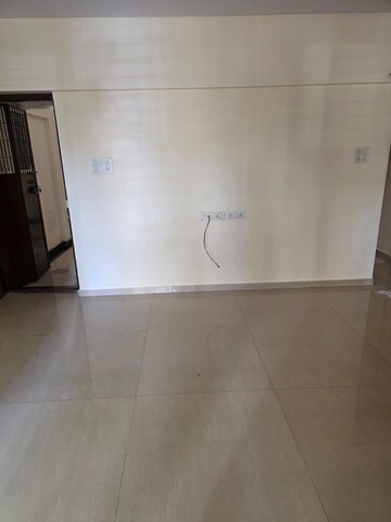 Room in 1.5 BHK Apartment at Global Shivam Centrium, Andheri East – for Rent