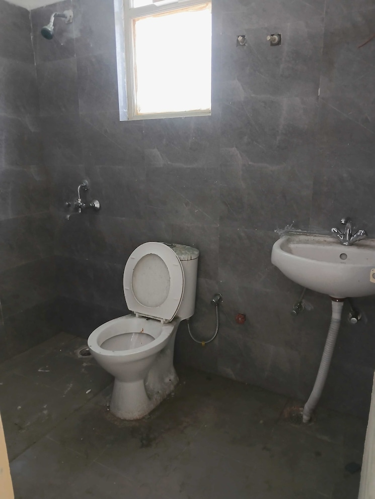 Bathroom, adore-happy-homes-pride 3 Bedroom 646 Sq.Ft. Apartment In Sector 75 Faridabad 9231826