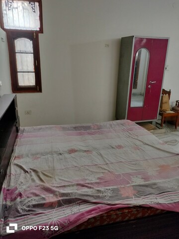 Bedroom in 2 BHK Builder Floor at Gomti Nagar – for Rent