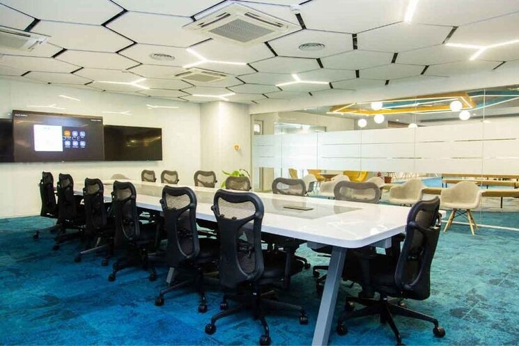 Team Area, vijay nagar Commercial Office Space 4000 Sq.Ft. In Vijay Nagar Indore 9231046
