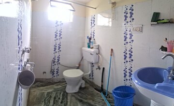 Bathroom in 3 BHK Independent House at Padra Road – for Rent