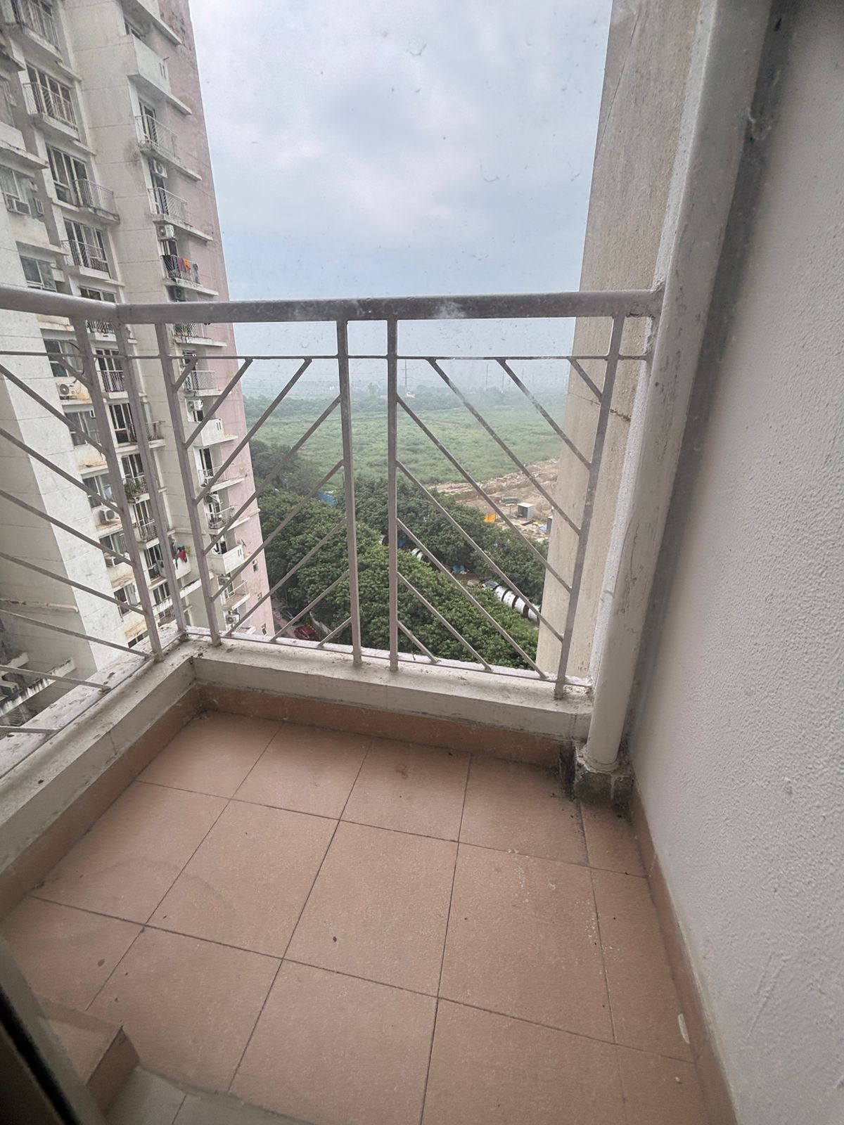 2 BHK Apartment For Sale in Galaxy North Avenue