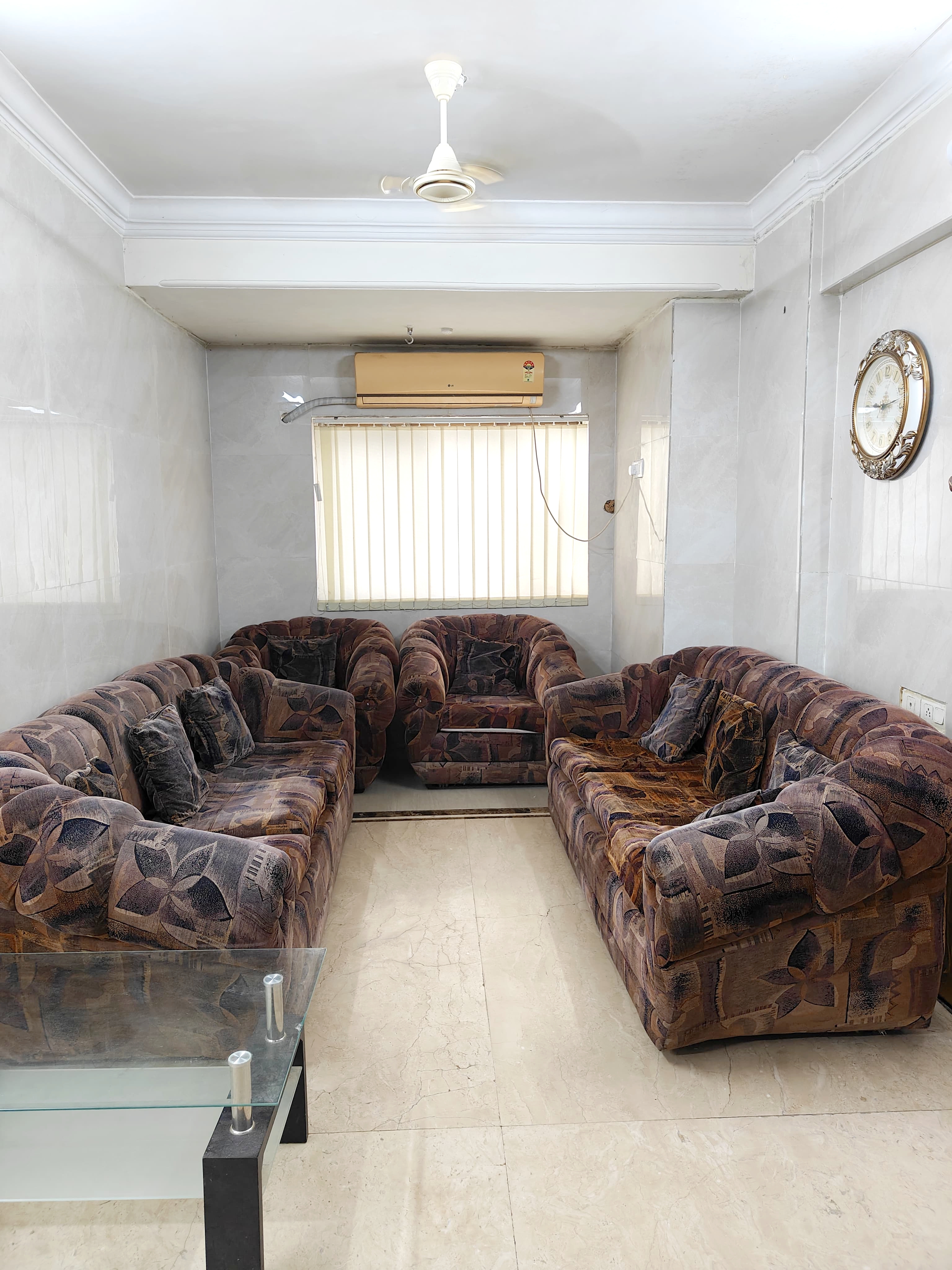 2 BHK Apartment For Rent in Senorita 