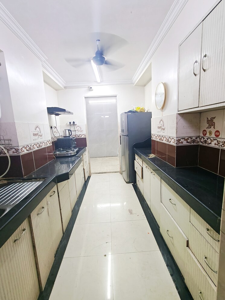 Kitchen, juhu 2 Bedroom 1100 Sq.Ft. Apartment In Juhu Mumbai 9231508