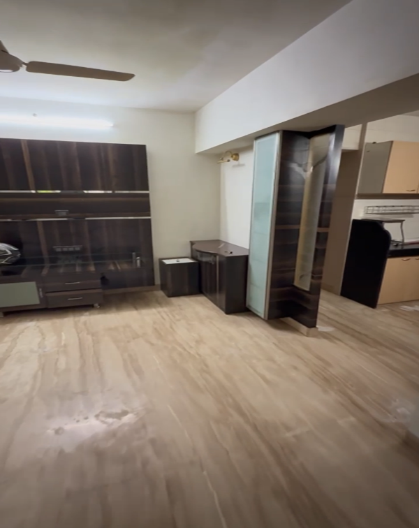 2 BHK Apartment For Rent in Swami Tower