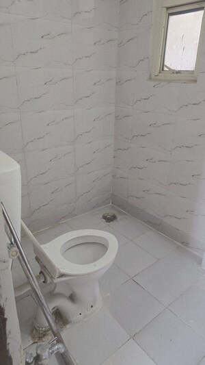 Bathroom in 3 BHK Apartment at Panchsheel Greens, Sector 16 Greater Noida – for Rent
