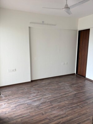 2 BHK Apartment For Rent in Saarrthi Skybay, Mahalunge