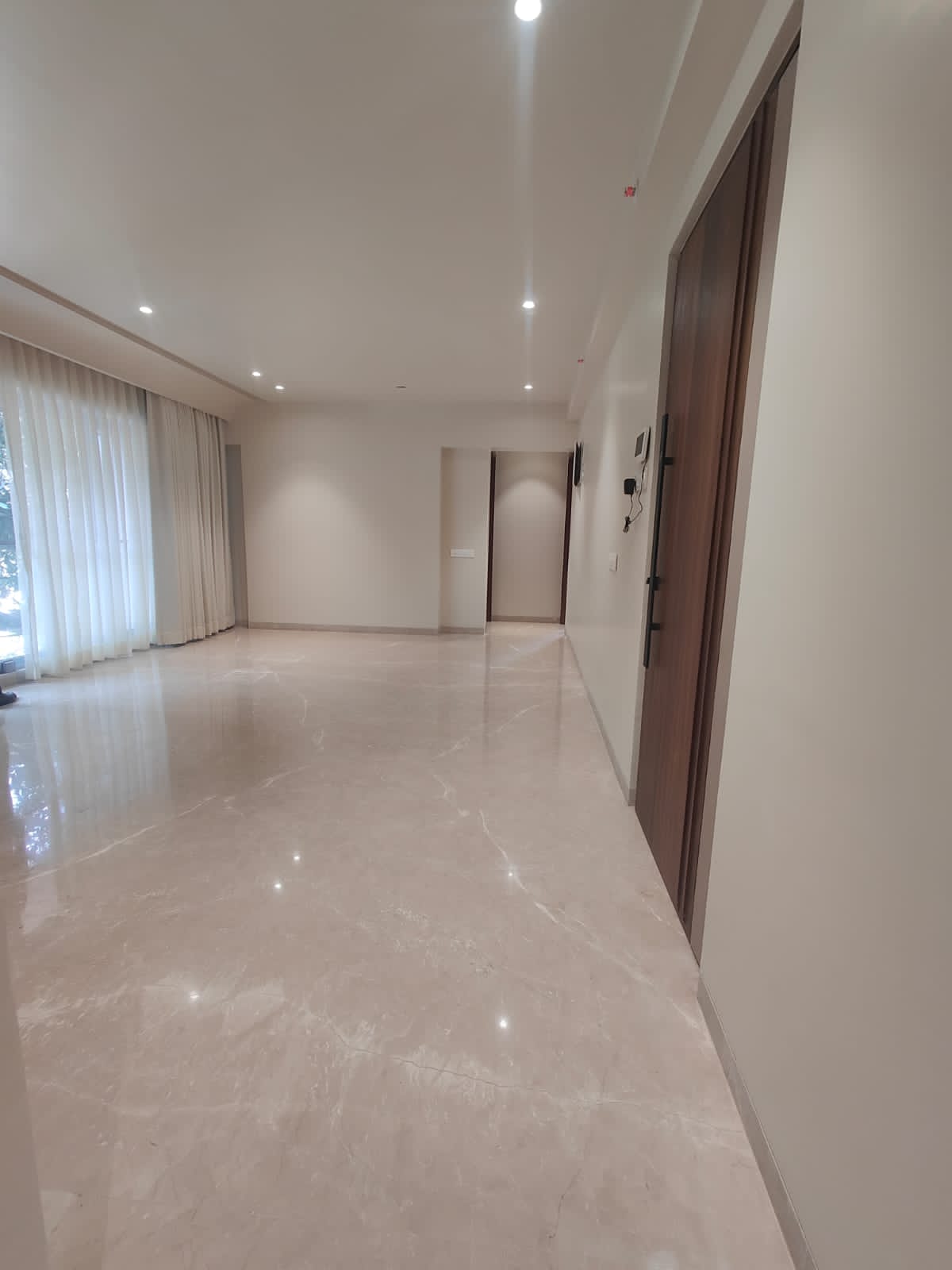 3 BHK 1100 Sq.Ft. Apartment in Zindagi CHS