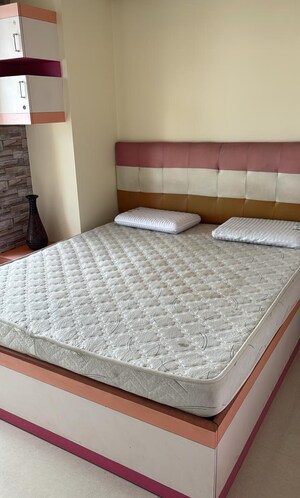 Bedroom in 2 BHK Apartment at Dosti Group Imperia, Manpada – for Rent