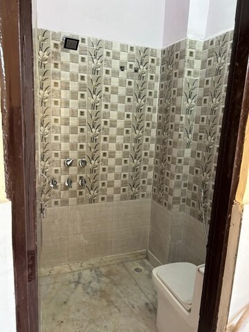 Bathroom in 2 BHK Apartment at Sector 37 – for Rent