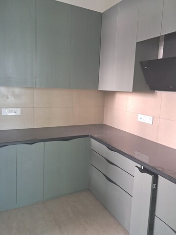 Staircase in 2 BHK Apartment at Peninsula Salsette 27, Byculla – for Rent