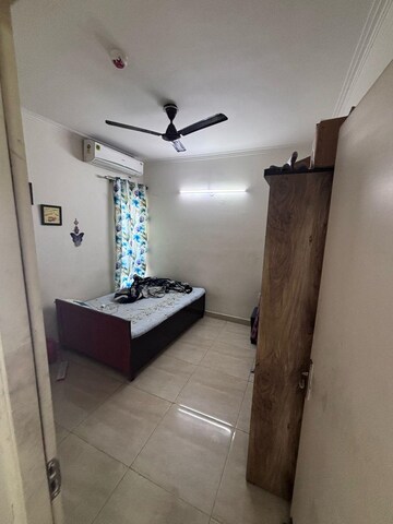 Furnished Amenities in 3 BHK Apartment at Amrapali Golf Homes, Sector 4 Greater Noida – for Rent