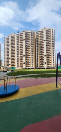 4 BHK + Servant Room Apartment For Sale in Rishita Manhattan