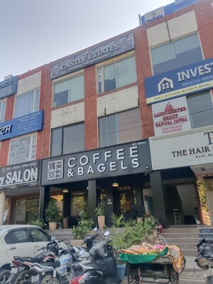  Showroom For Rent in Sector 79