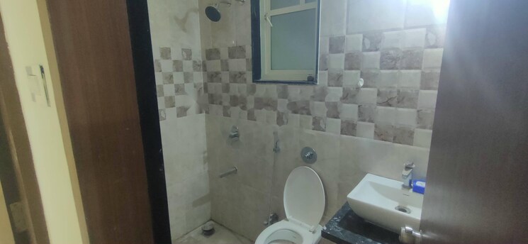 Bathroom, kohinoor-tinsel-town 2 Bedroom 720 Sq.Ft. Apartment In Hinjewadi Pune 9231801