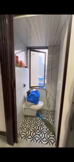 Bathroom in 2 BHK Apartment at Kailash Niketan, Altamount Road – for Rent