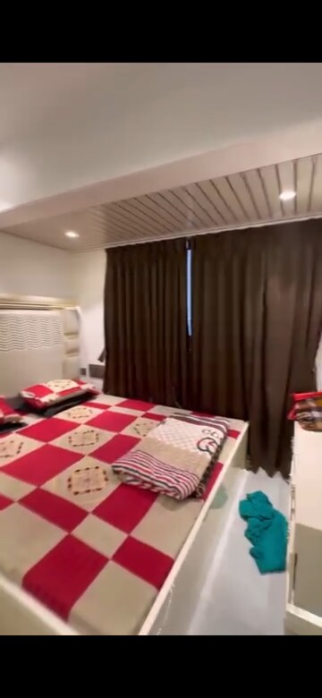 Bedroom in 2 BHK Apartment at Kailash Niketan, Altamount Road – for Rent