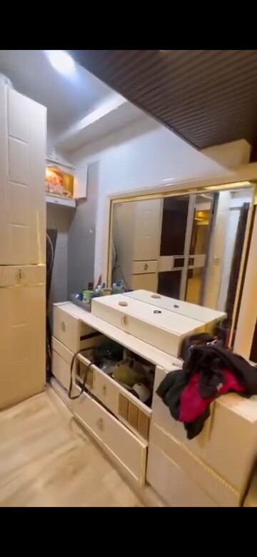 Team Area in 2 BHK Apartment at Kailash Niketan, Altamount Road – for Rent