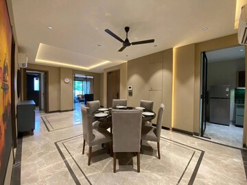  1 BHK Builder Floor at Ambience Mall, Sector 24 – for Rent