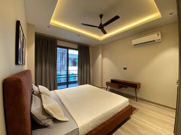 Bedroom in 1 BHK Builder Floor at Ambience Mall, Sector 24 – for Rent