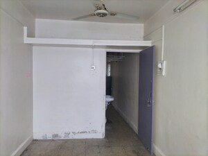 Room in 1 BHK Apartment at Jai Shankar Apartment, Dhankawadi – for Rent