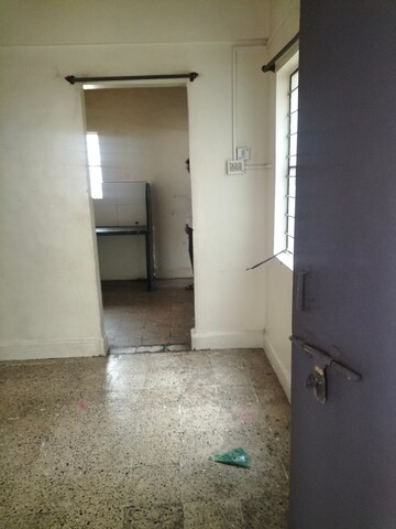Room in 1 BHK Apartment at Jai Shankar Apartment, Dhankawadi – for Rent