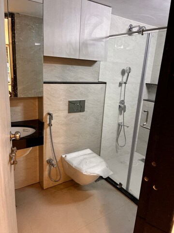 Bathroom in 6 BHK Villa at Anand Park Aundh, Aundh – for Rent