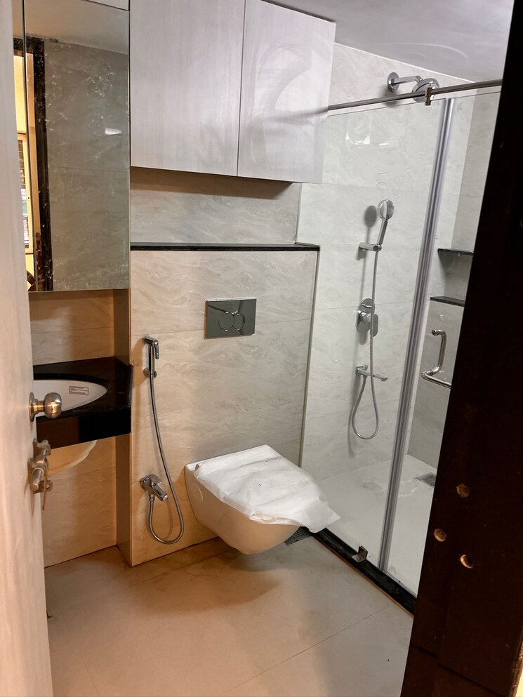 Bathroom, anand-park-aundh 6 Bedroom 3000 Sq.Ft. Villa In Aundh Pune 9231853