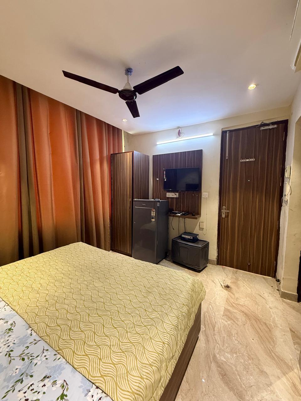 1 Rk  700 Sq.Ft. Apartment in VIP Ashiana Homes