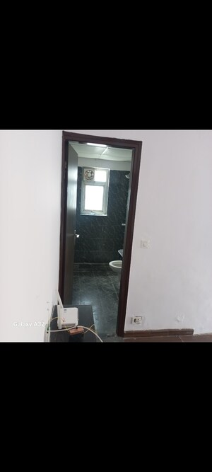 Furnished Amenities in 2 BHK Apartment at BPTP Discovery Park, Sector 80 – for Sale