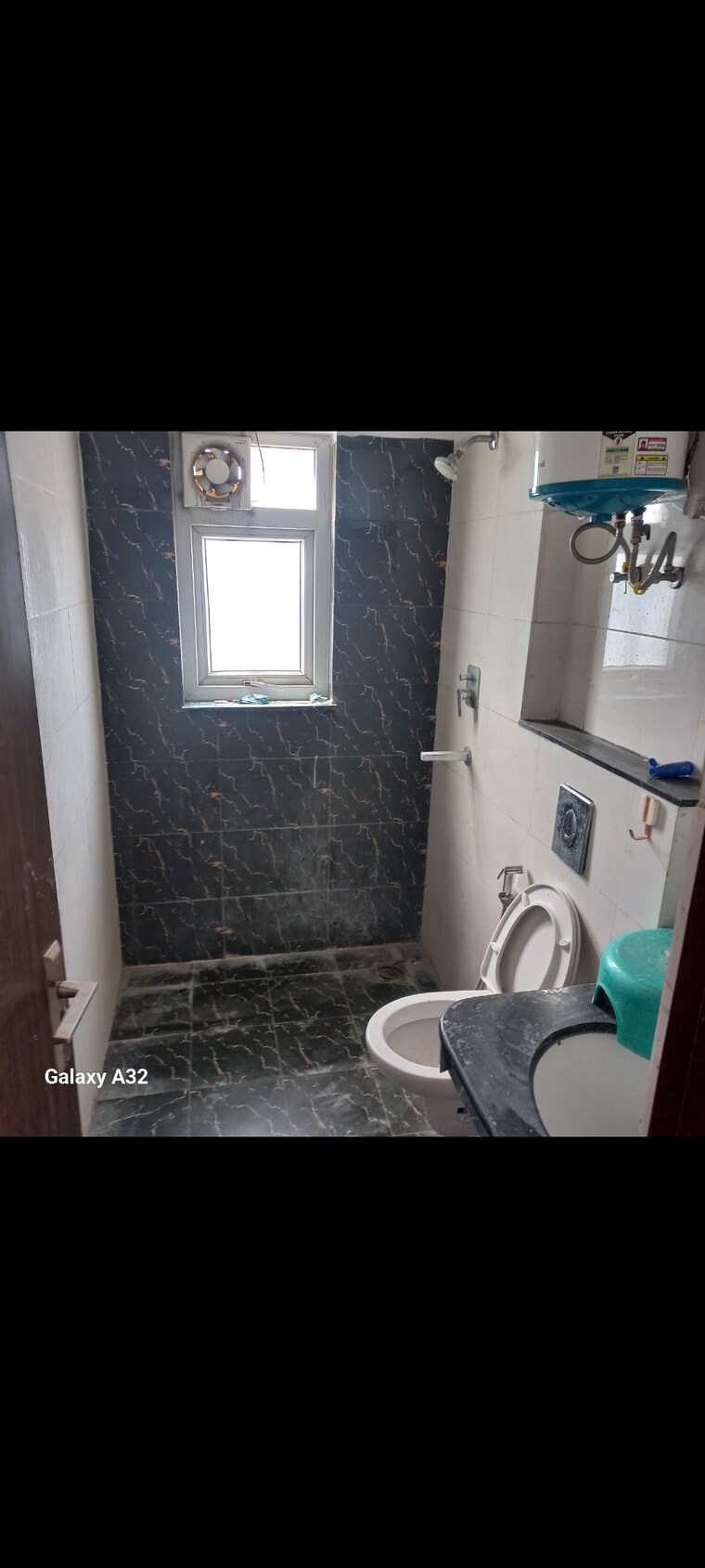 Bathroom, bptp-discovery-park 2 Bedroom 1120 Sq.Ft. Apartment In Sector 80 Faridabad 9231961