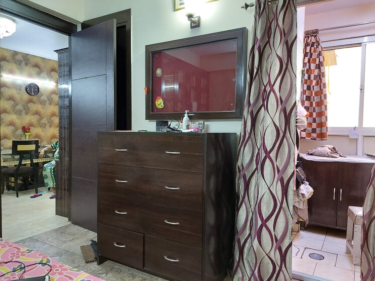 Kitchen, land-craft-golf-links-apartment-phase-2 3 Bedroom 1630 Sq.Ft. Apartment In Pandav Nagar Ghaziabad 9231905