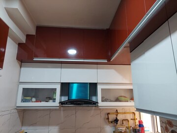 Furnished Amenities in 3 BHK Apartment at Land Craft Golf Links Apartment Phase 2, Pandav Nagar – for Sale