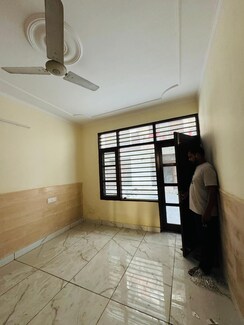 3 BHK + Pooja Room,Servant Room,Study Room,Extra Room Apartment For Sale in Sunny Enclave