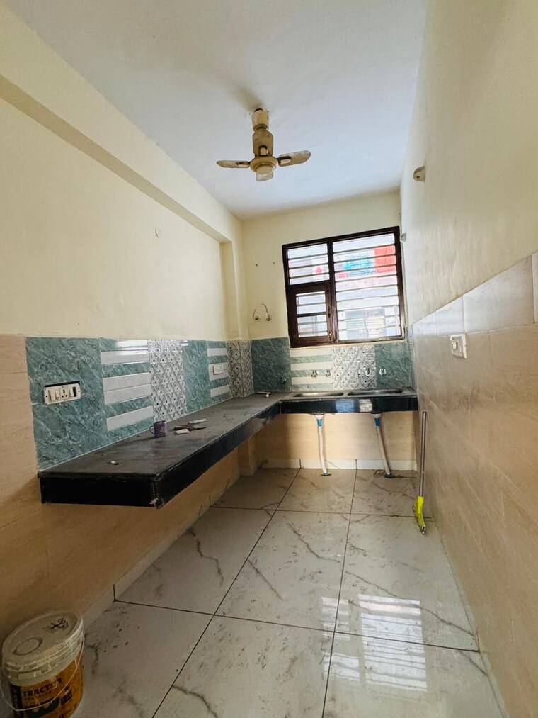 Kitchen, sunny enclave 3 Bedroom 150 Sq.Yd. Apartment In Sunny Enclave Mohali 9231959