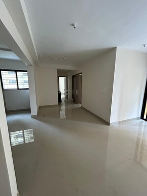 3 BHK Apartment For Rent in Magarpatta Riverview City, Loni Kalbhor