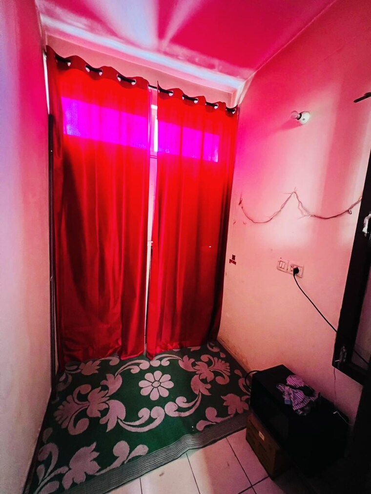 Bedroom, singla-south-city 1 Bedroom 700 Sq.Ft. Apartment In Lohgarh Zirakpur 9231919