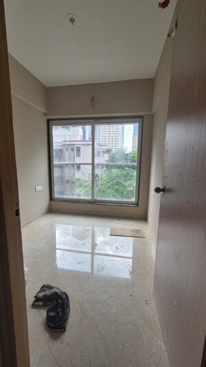 Room in 1 BHK Apartment at Haware Intelligentia Axis, Borivali East – for Rent
