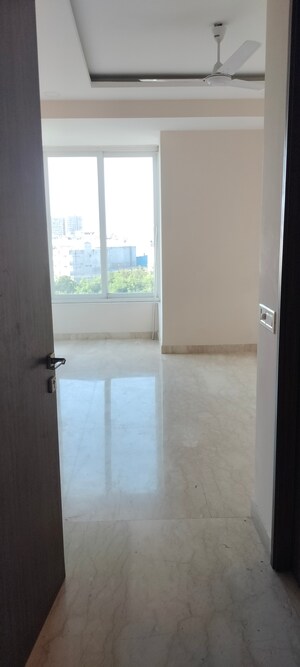 3.5 BHK Apartment For Rent in Ambience Tiverton, Sector 50