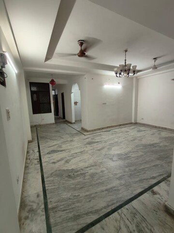 Bedroom in 3 BHK Builder Floor at Neb Sarai – for Rent