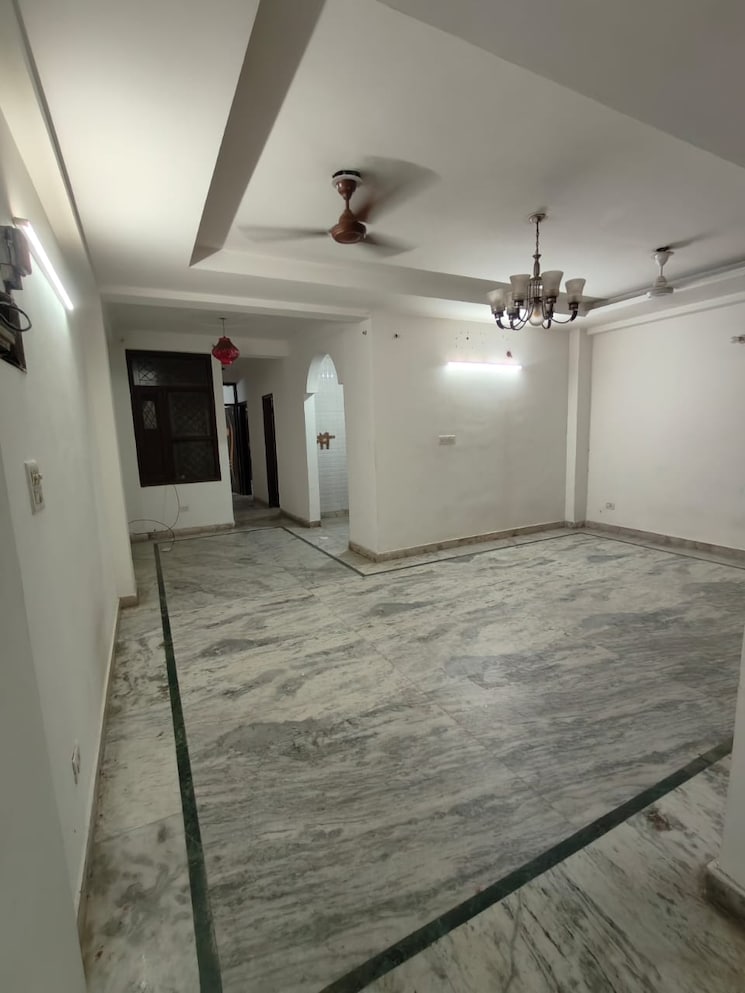 Bedroom, neb sarai 3 Bedroom 1100 Sq.Ft. Builder Floor In Neb Sarai Delhi 9231985