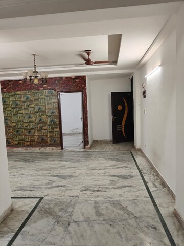 Bedroom in 3 BHK Builder Floor at Neb Sarai – for Rent