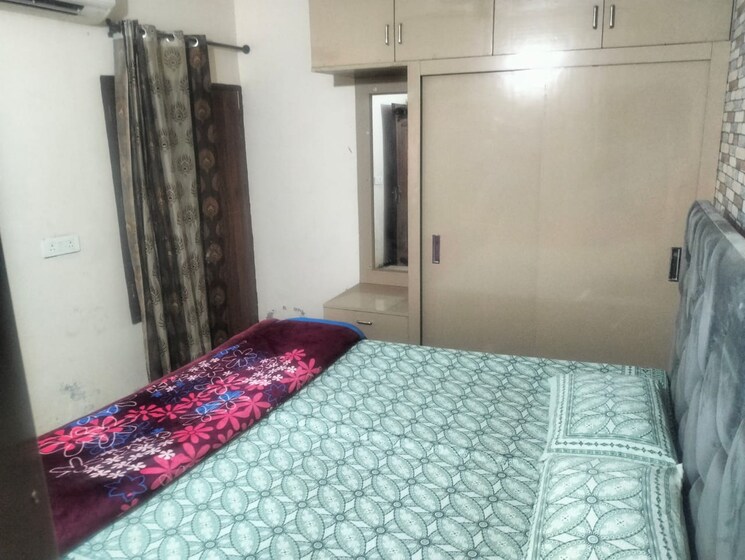 Master Bedroom, kharar kurali highway 1 Bedroom 540 Sq.Ft. Apartment In KharaR Kurali Highway Mohali 9231984