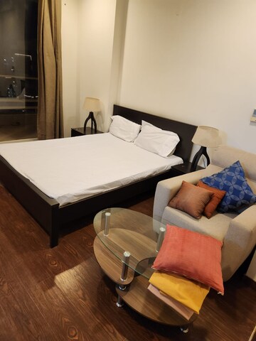 Bedroom in 4 BHK Apartment at Abw La Lagune, Sector 54 – for Rent
