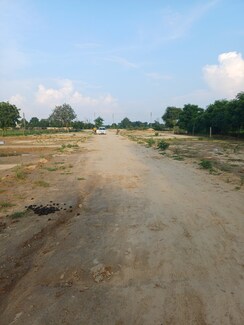 Plot For Sale in Bhopani