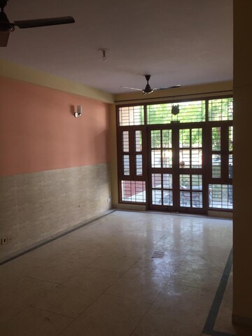 2 BHK Builder Floor For Rent in Majiwada