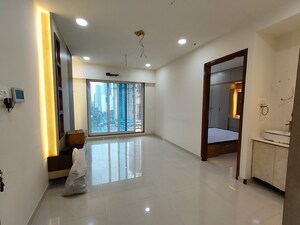Room in 2 BHK Apartment at Sanghvi Evana, Worli – for Rent