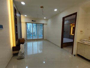 Room in 2 BHK Apartment at Sanghvi Evana, Worli – for Rent