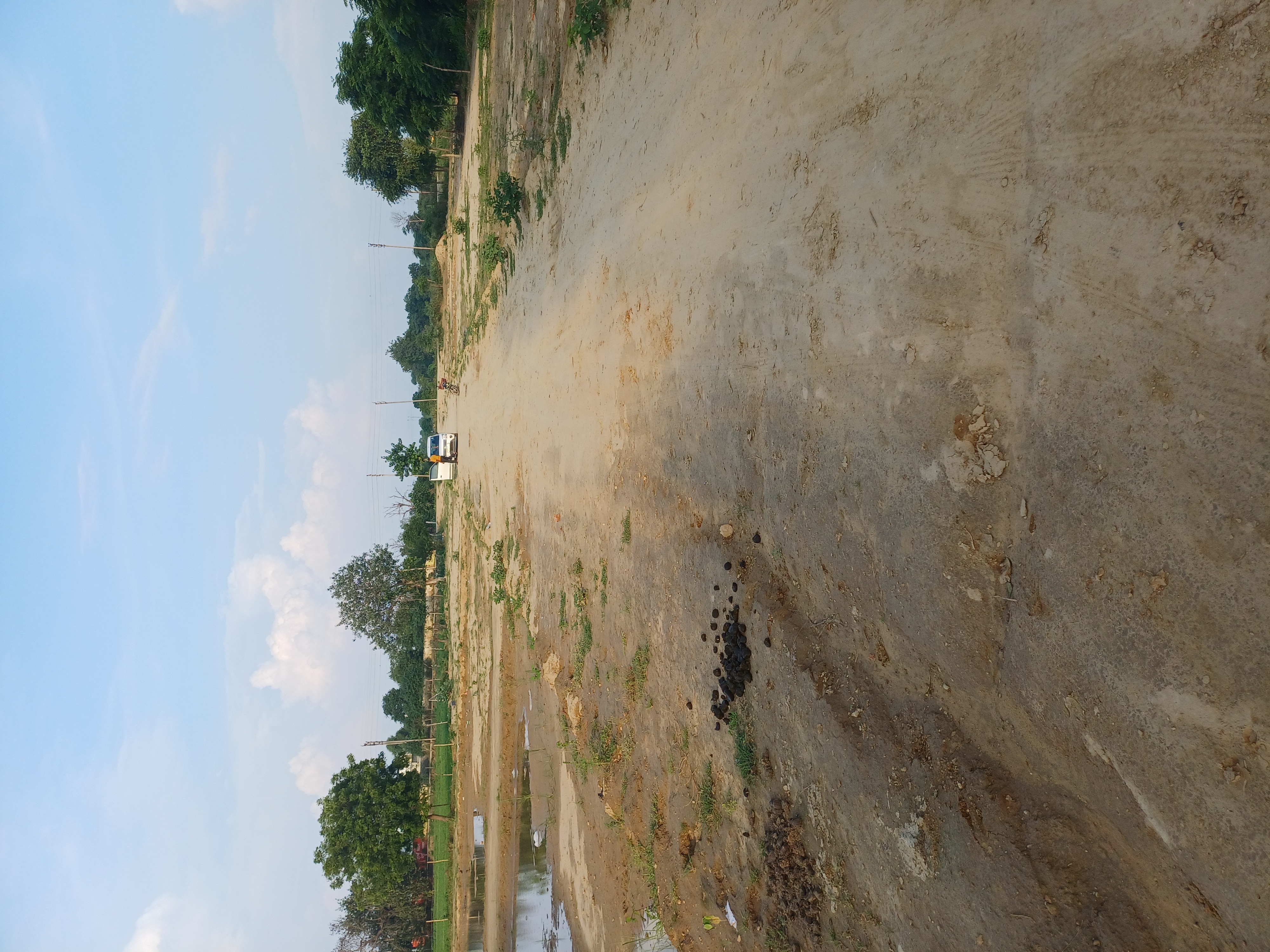 Plot For Sale in Bhopani