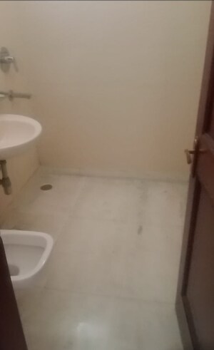 Bathroom in 3 BHK Builder Floor at Anand Vihar – for Rent